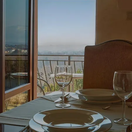 Osrodek Wypoczynkowy Nad Jeziorem Maison d'hôtes