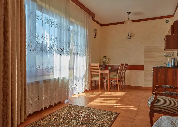 בית הארחה Osrodek Wypoczynkowy Nad Jeziorem Żywiec