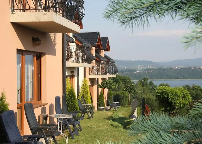 Osrodek Wypoczynkowy Nad Jeziorem 게스트하우스 Żywiec